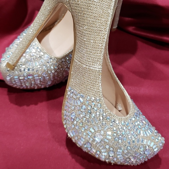 LAUREN LORRAINE HIGH HEELS. - Picture 3 of 5